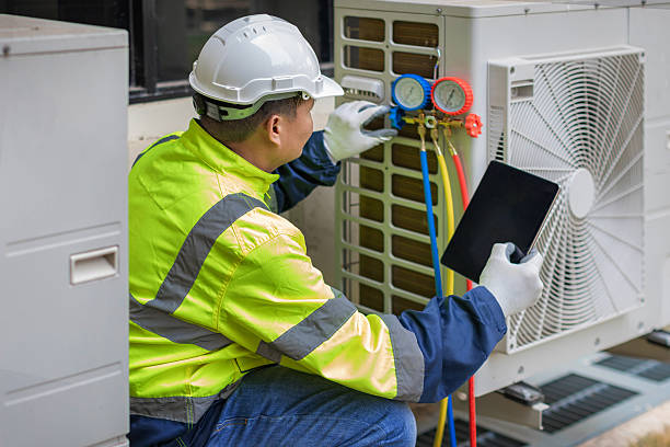 Professional Hvac Maintenance technician working in Warren, RI